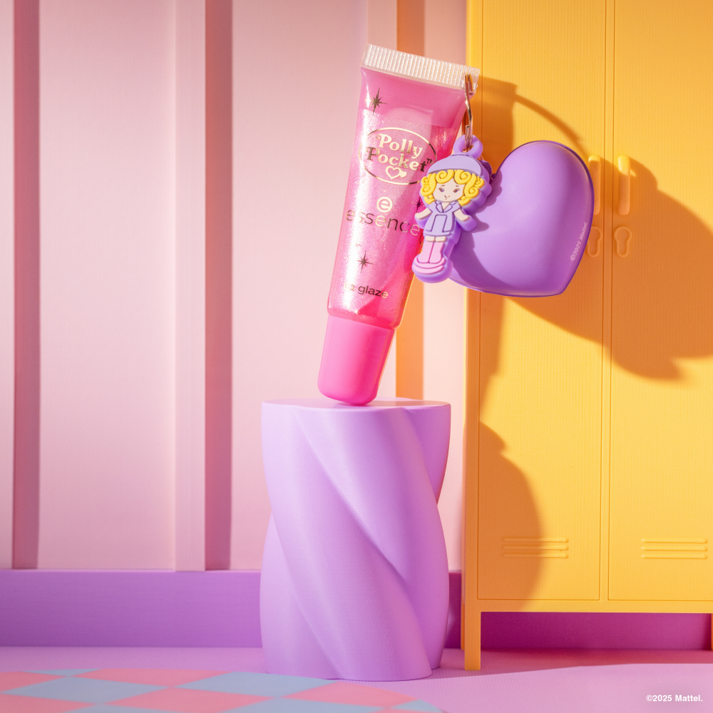 essence Makeup Polly Pocket Lip Glaze – Shimmer, Fruity Keyring