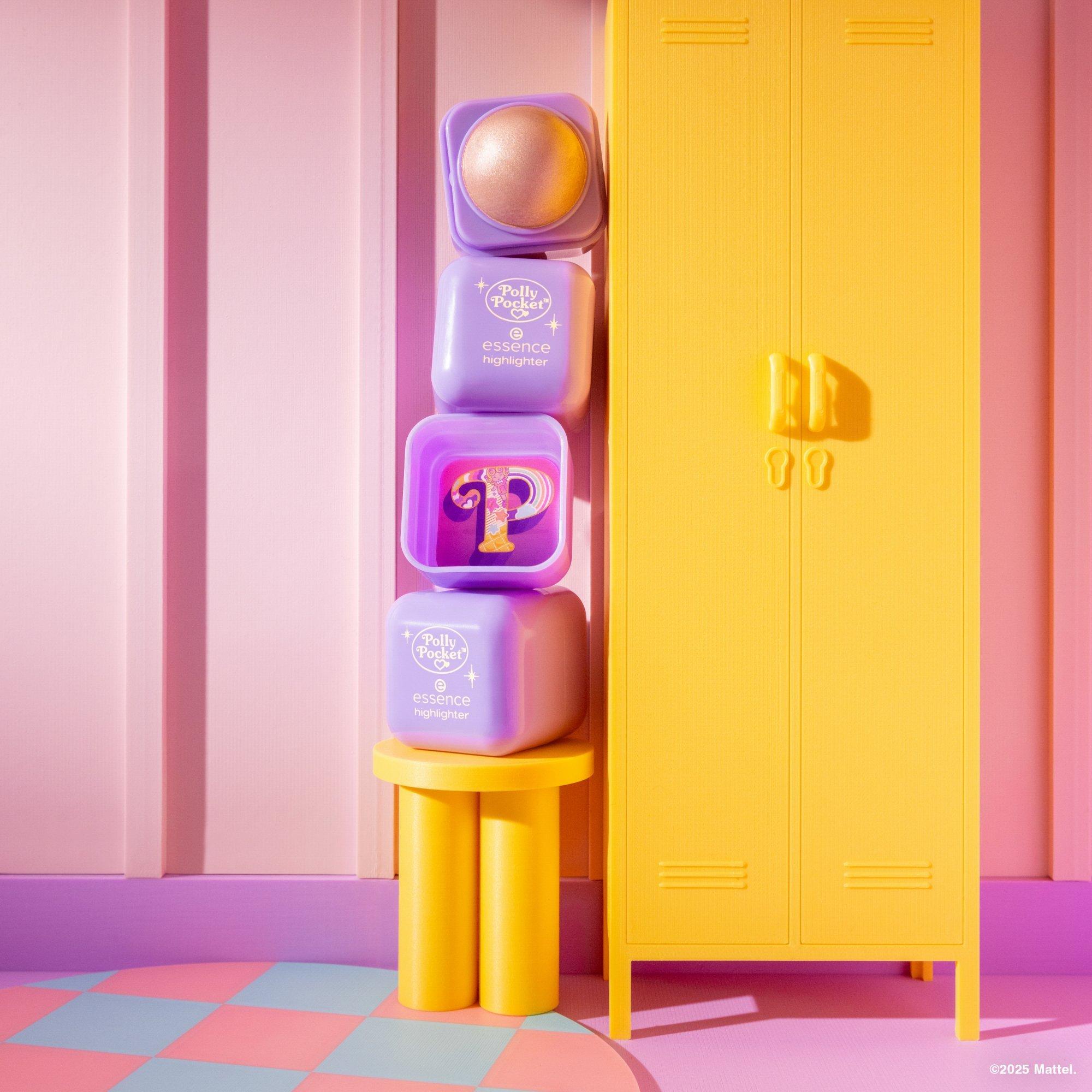 essence Polly Pocket Highlighter Compact Cream-to-Powder Luminous Glow