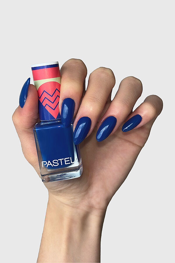 Pastel Wonderland Nail Polish 463 Sapphire Blue Fast-Drying